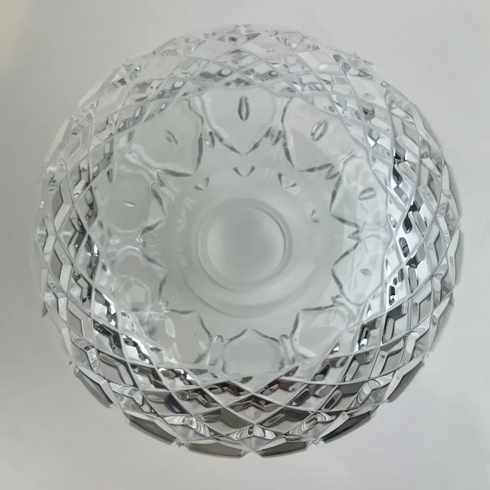 Atlantis flower vase